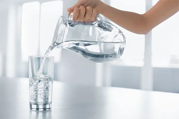 水分很重要：教孩子们水的重要性